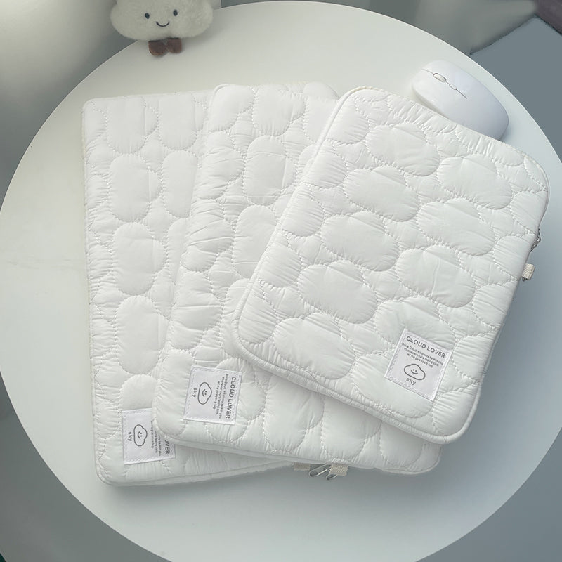 Cloud Quilting Tablet/Laptop Bag