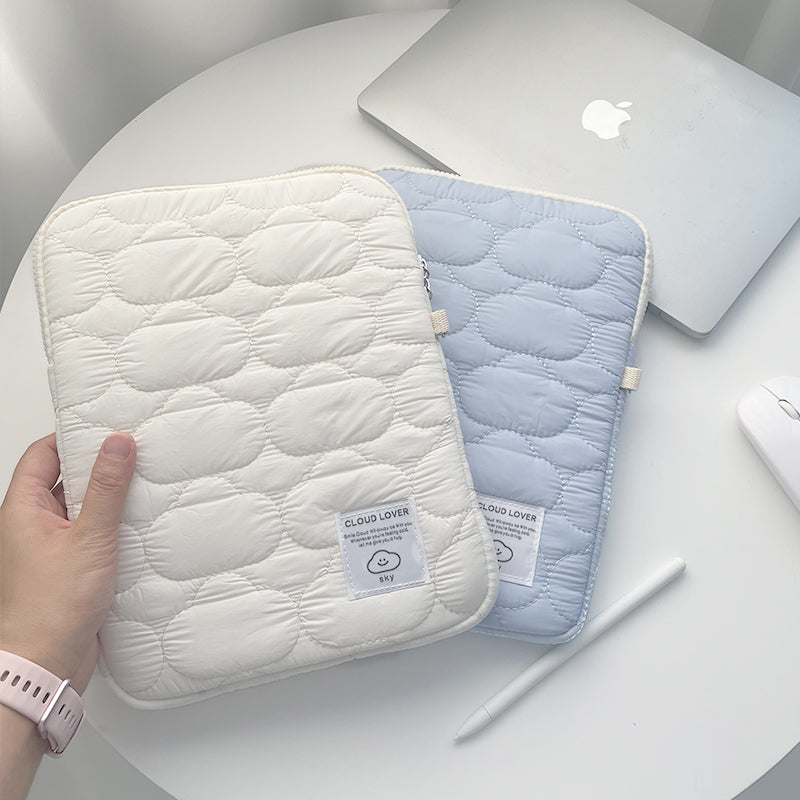 Cloud Quilting Tablet/Laptop Bag
