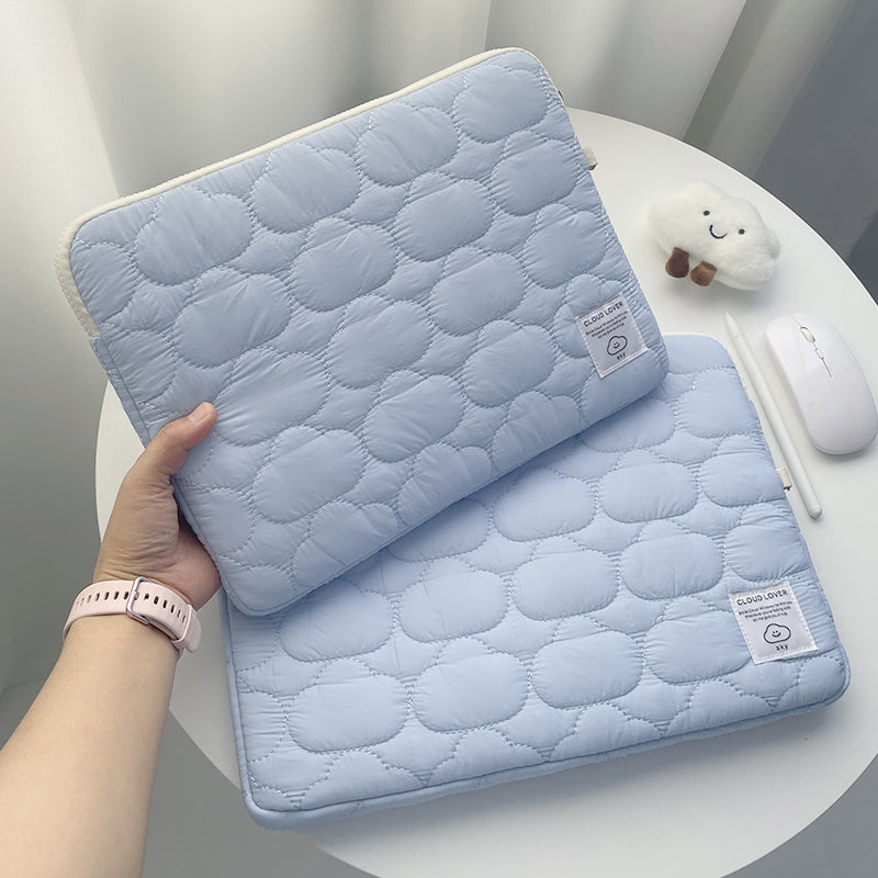 Cloud Quilting Tablet/Laptop Bag