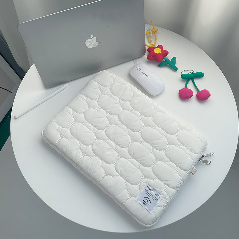Cloud Quilting Tablet/Laptop Bag